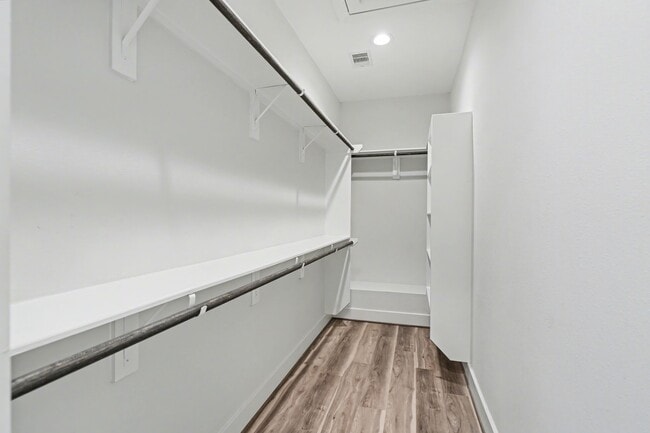 Building Photo - 2502 W Tidwell Rd