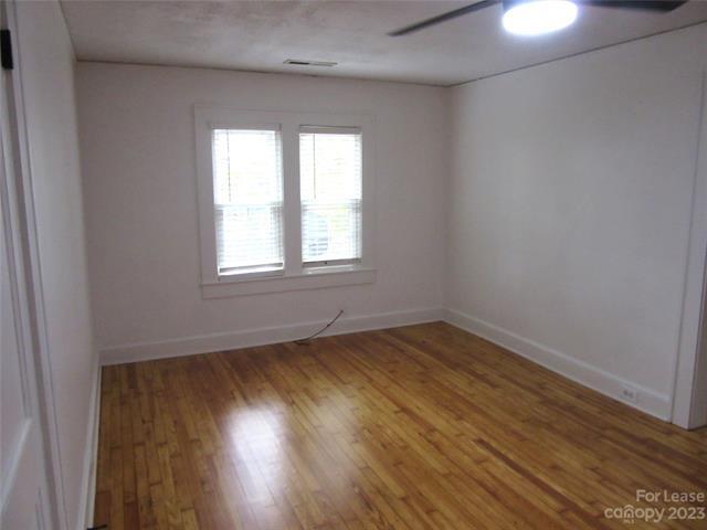 Building Photo - 511 S 4th St