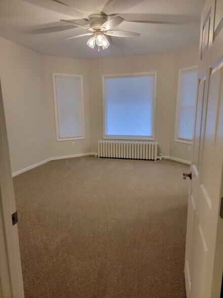 Bedroom 3 - 919 Arcadian Ave