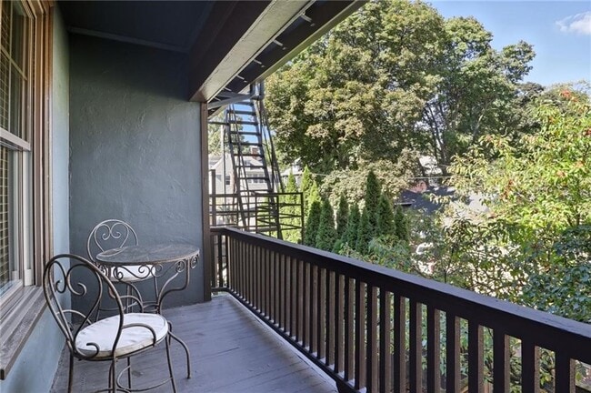 Building Photo - 155 Edgerton St