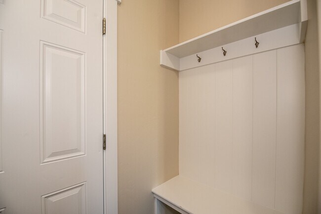 Building Photo - Gorgeous Home in Herriman!