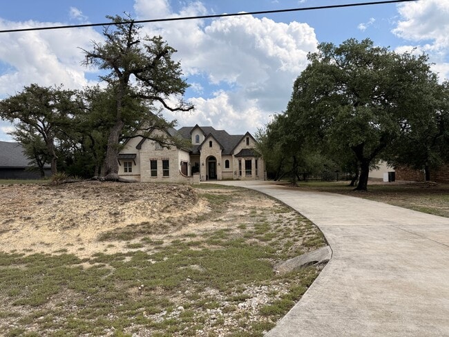 Building Photo - 1155 Glenwood Loop