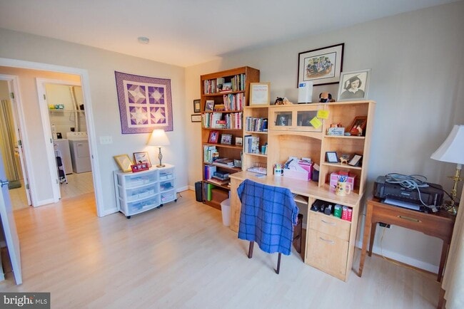 Building Photo - 152 Brookland Ct