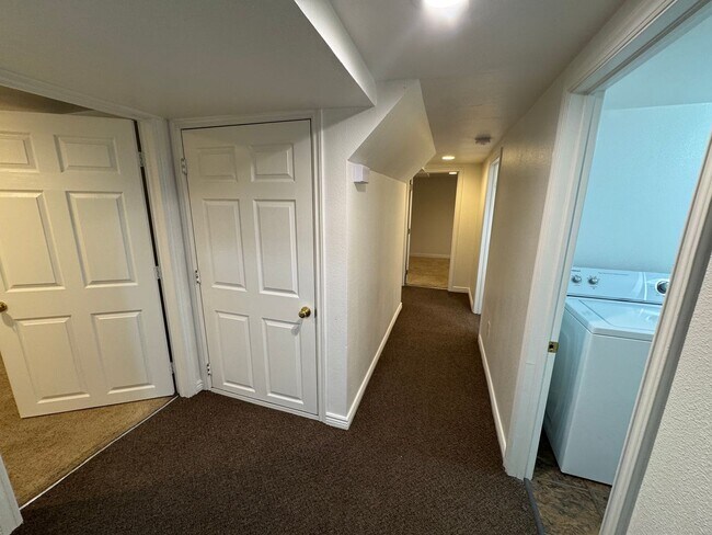 Building Photo - LEASING! Available NOW!