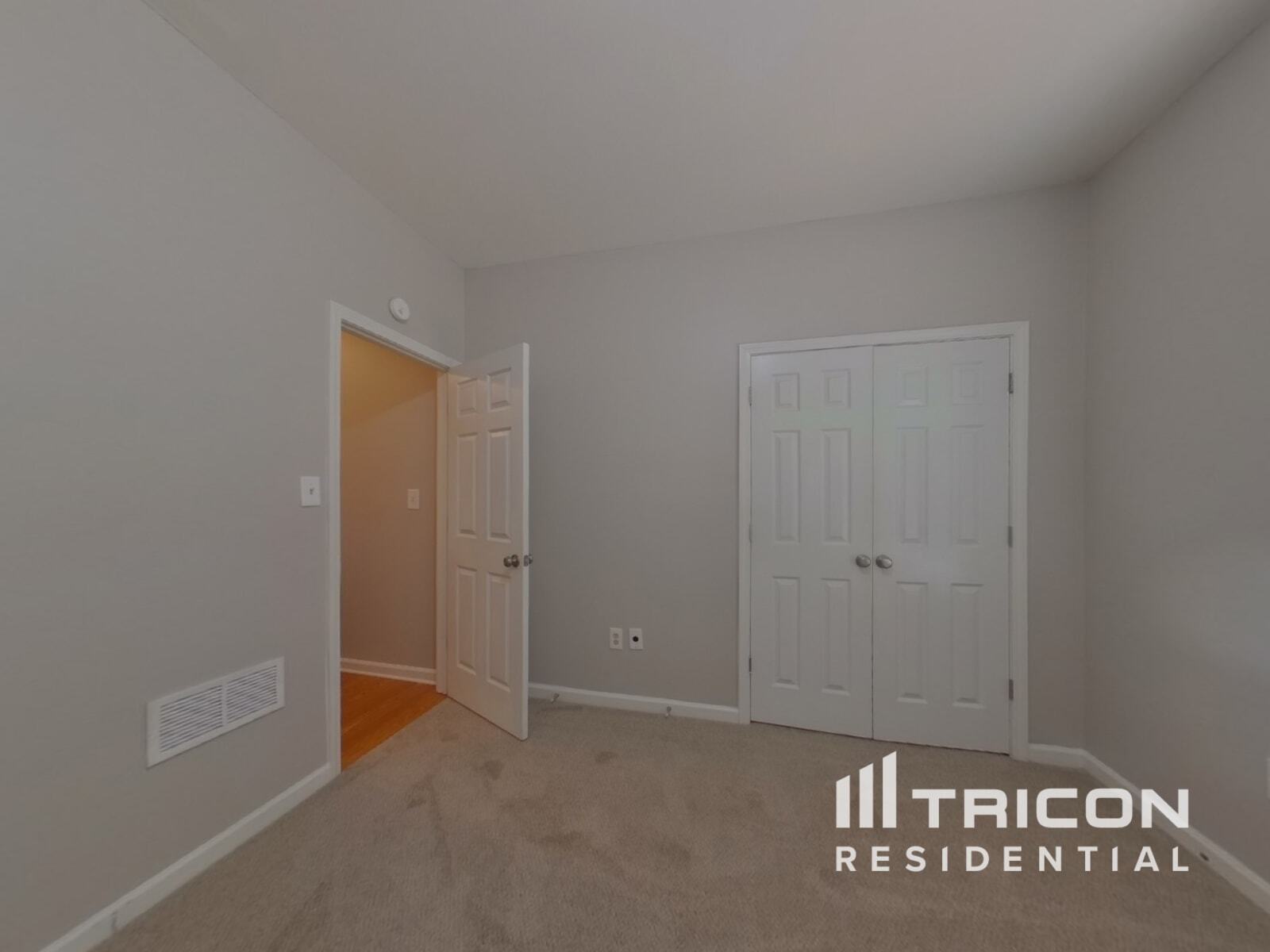 Building Photo - 325 Wisteria Blvd