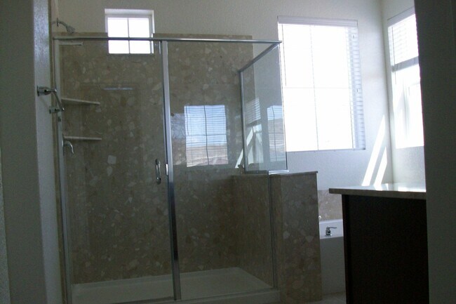 Building Photo - Wonderful  Lennar Home in De Andera