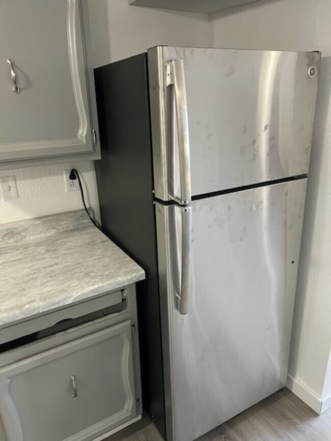 Building Photo - The Kim Building