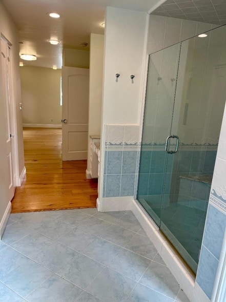 Building Photo - 445 Purisima Way