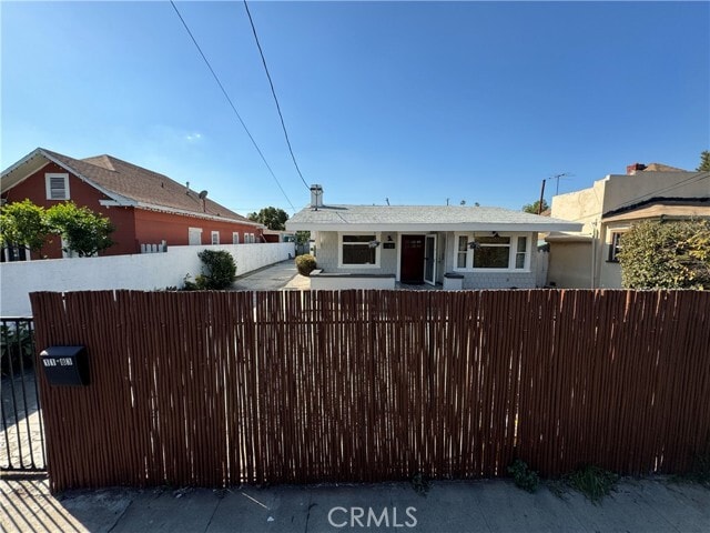 Building Photo - 1183 N Normandie Ave