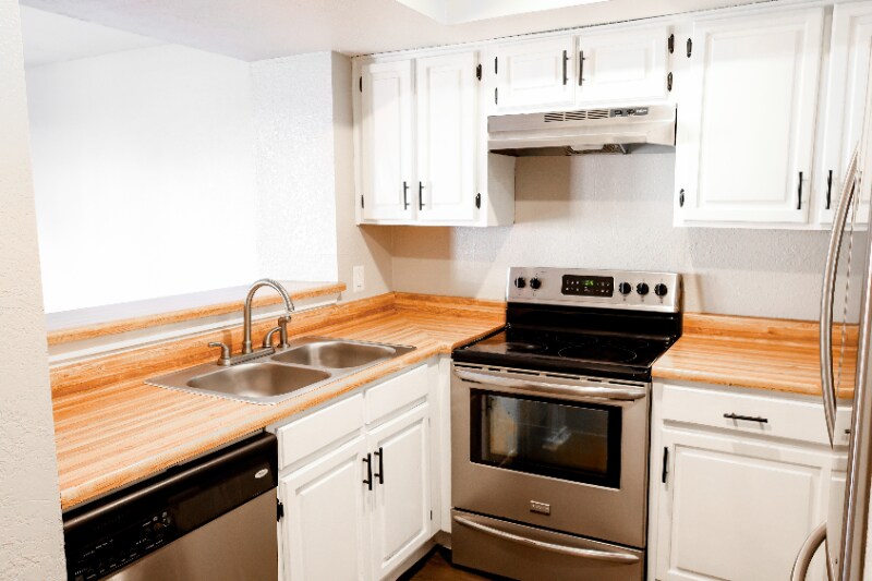 Building Photo - 1704 Baird Farm Cir