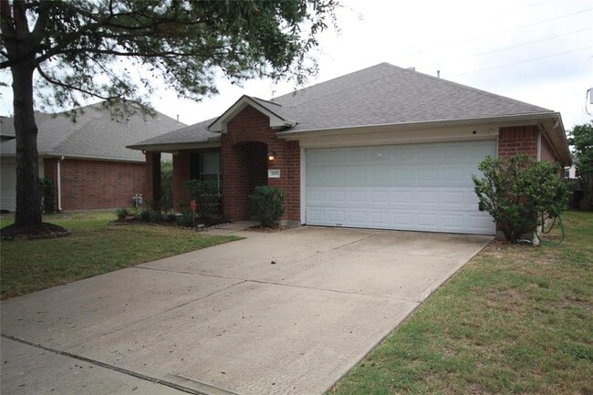 Building Photo - 3051 Glenthorpe Ln