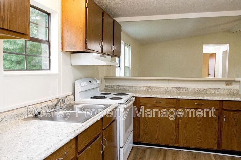 Building Photo - 5440 Harpo St