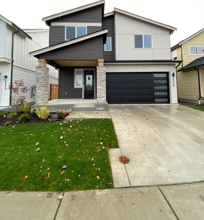 Primary Photo - 22939 SE Cherry St