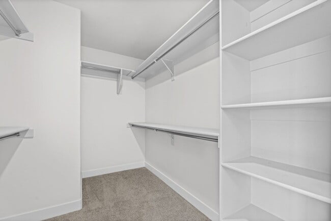 Building Photo - 2877 S Greenhead Dr