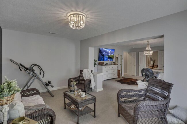 Building Photo - 7097 Pleasant Colony Cir