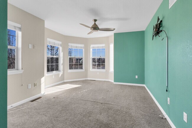 Building Photo - 2933 Central Park Blvd