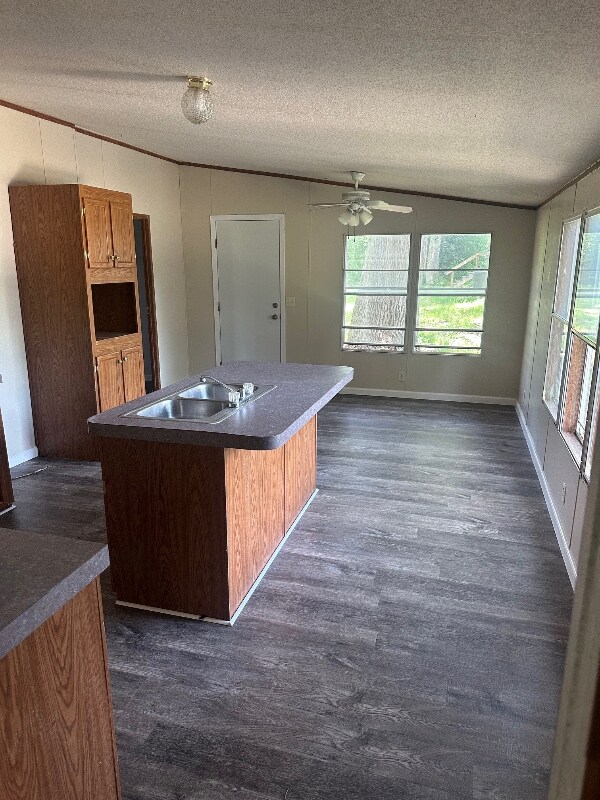 Building Photo - 125 Crescent Creek Ln