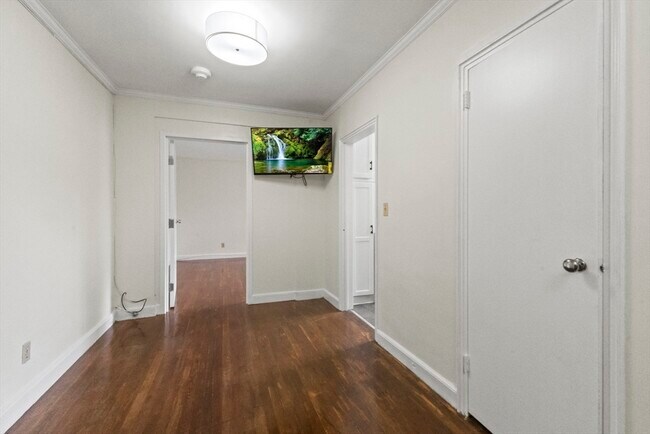 Building Photo - 38-40 Cedar St