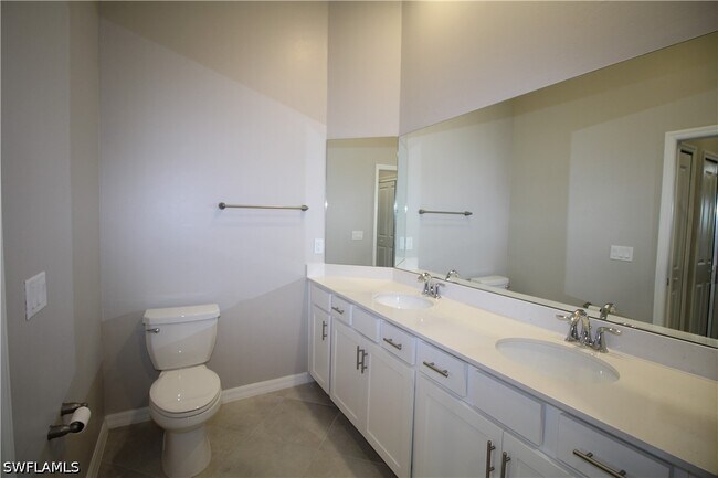 Building Photo - 5466 Double Eagle Cir