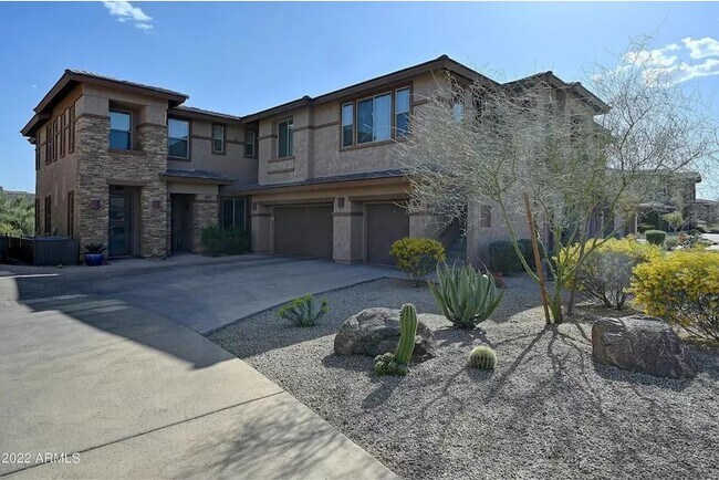 Building Photo - 10260 E White Feather Ln