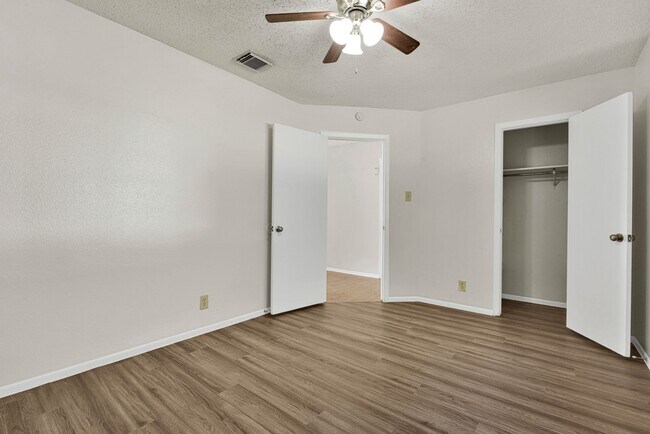 Building Photo - 13343 Pecan Glade