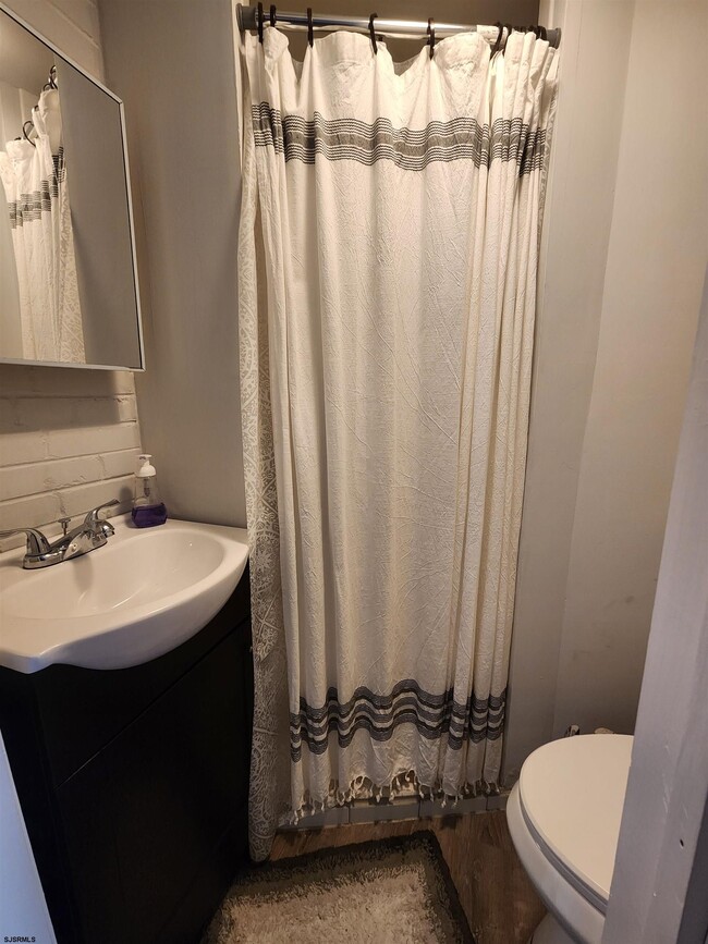 Building Photo - 24 N Baton Rouge Ave