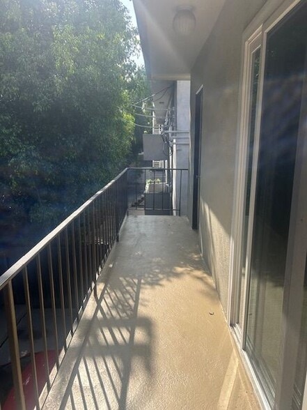 Building Photo - 1920 Manning Ave