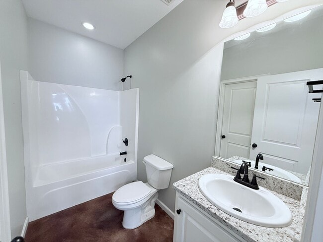 Building Photo - 101 Private Rd 4017