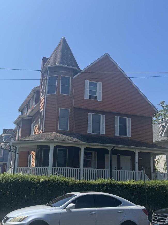 Primary Photo - 51 Russ St