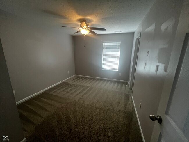 Building Photo - 809 Blackberry Dr