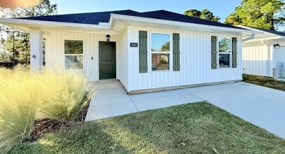 Building Photo - 1881 America Ave