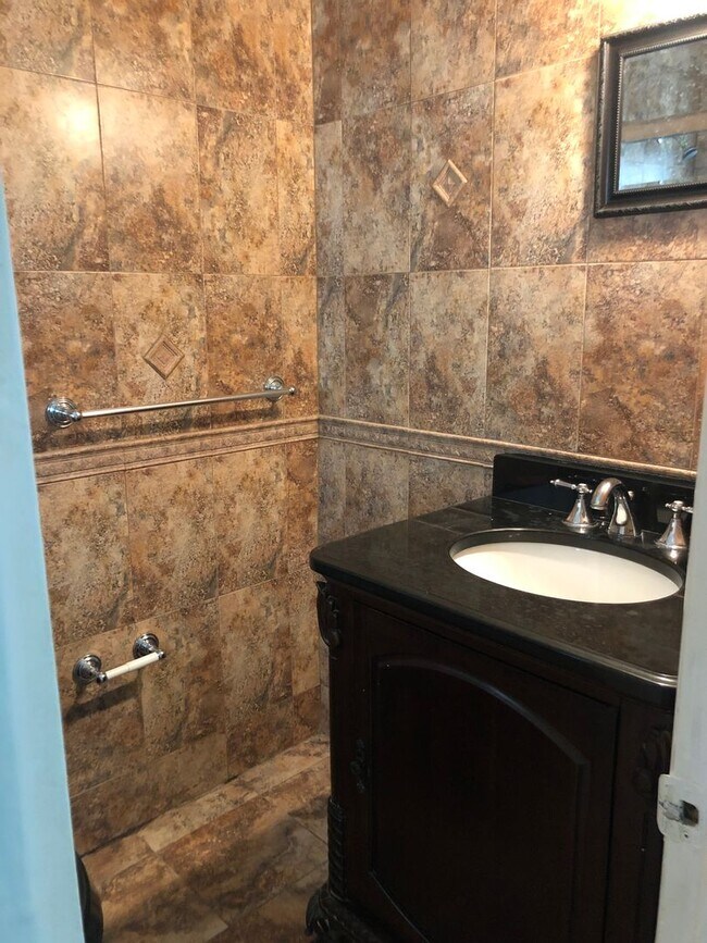 Building Photo - Large 3-2 with impact windows