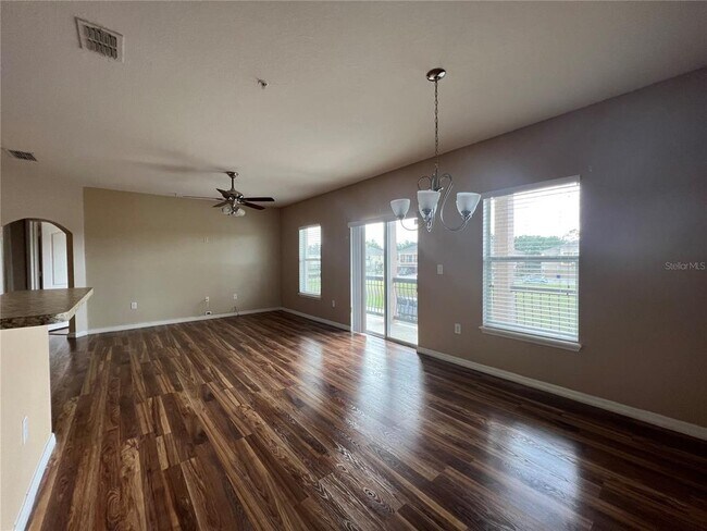 Building Photo - 2137 Betsy Ross Ln