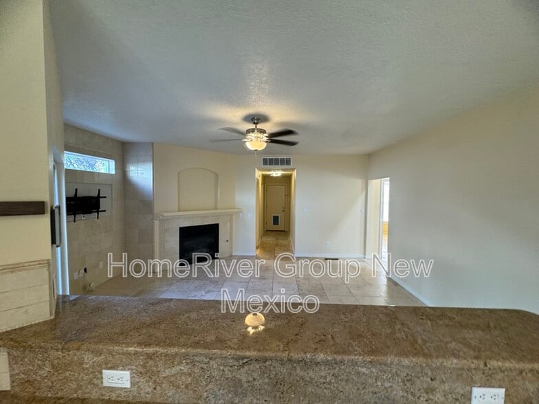 Building Photo - 7005 Sky Valley Way NE