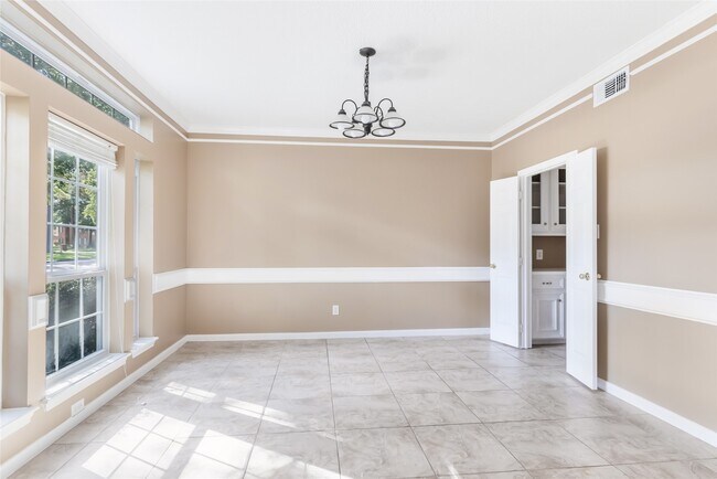Building Photo - 16222 Rutley Cir