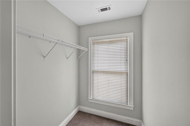 Building Photo - 3526 Pecos Ln
