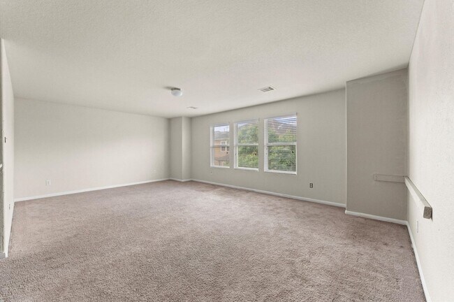 Building Photo - 3327 Upland Spring Trace