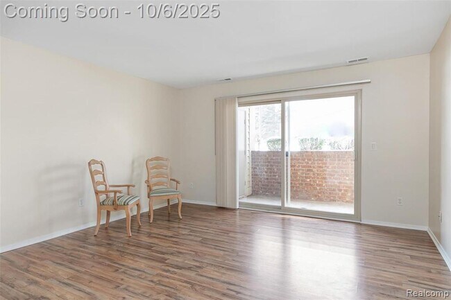 Building Photo - 2620 Greenstone Blvd