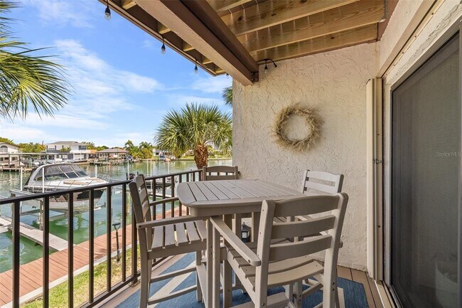 Building Photo - 220 Skiff Point