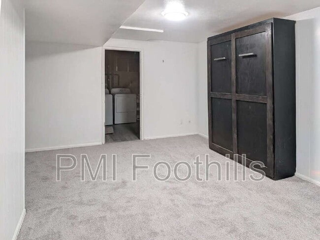 Building Photo - 171 Holman Way