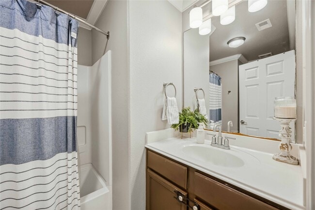 Building Photo - 9903 Garnet Springs Dr