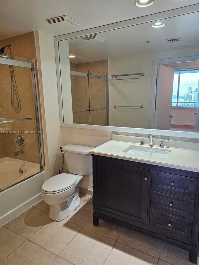 Building Photo - 325 S Biscayne Blvd