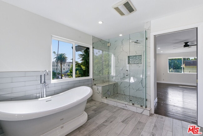 Building Photo - 1301 Angelus Ave