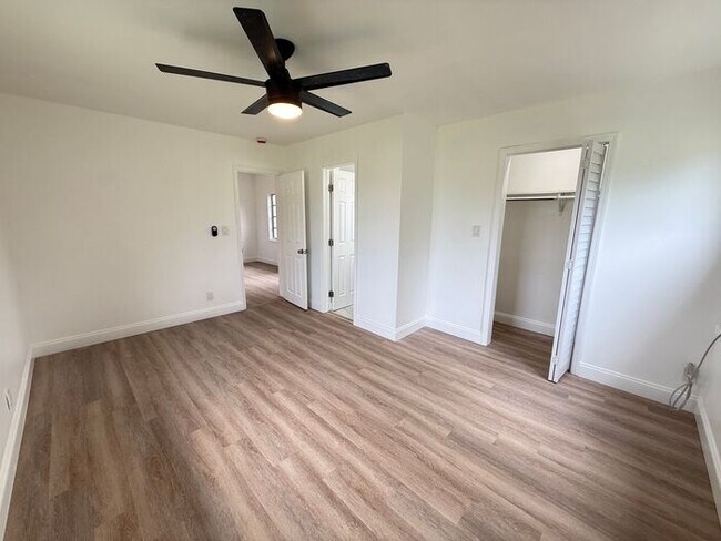 Building Photo - Groveland Home on large lot-$500 OFF FIRST MONTH'S RENT