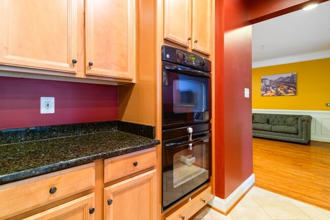 Building Photo - 5105 Bright Owl Rd