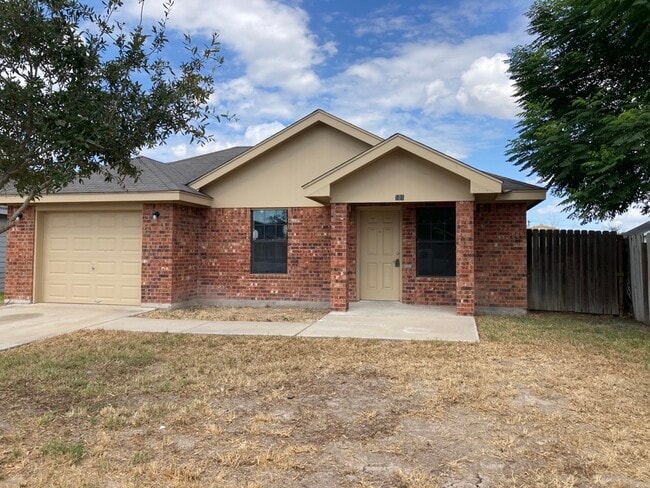 Building Photo - 505 Bahama St