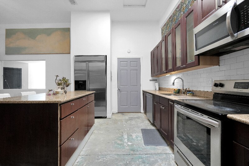Building Photo - 1092 Calcot Pl