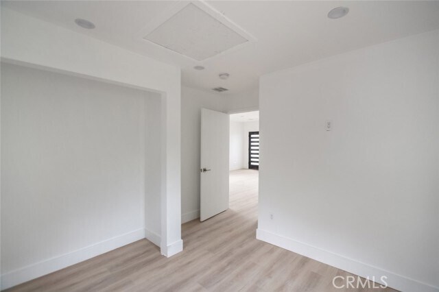 Building Photo - 10041 Leona St