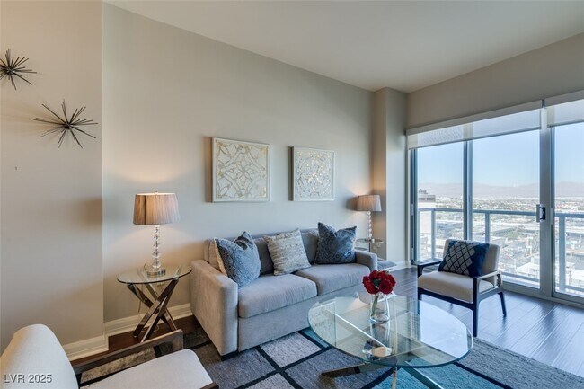 Building Photo - 150 S Las Vegas Blvd