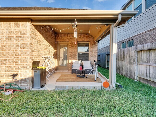 Building Photo - 11119 Mineral Island Ln